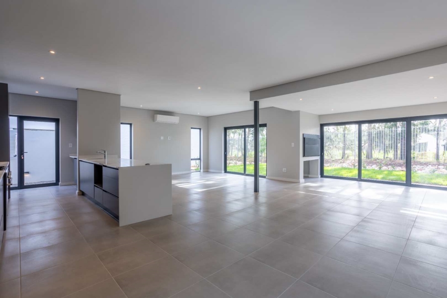 To Let 4 Bedroom Property for Rent in Val De Vie Estate Western Cape